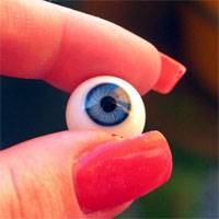 picture of a fake eyeball